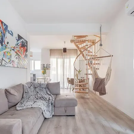 Apartment Cozy Appartament 1 Min From New Mm4 Argonne